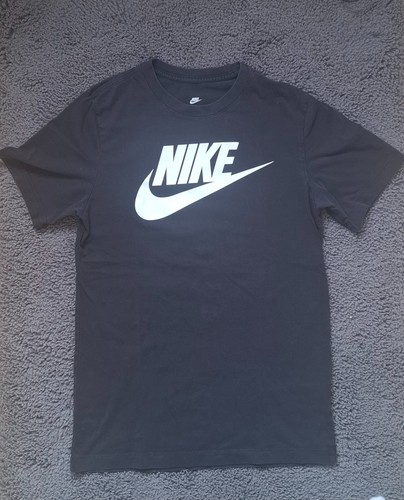 Nike sportswear icon futura - nike,